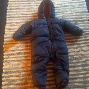 Snow suit